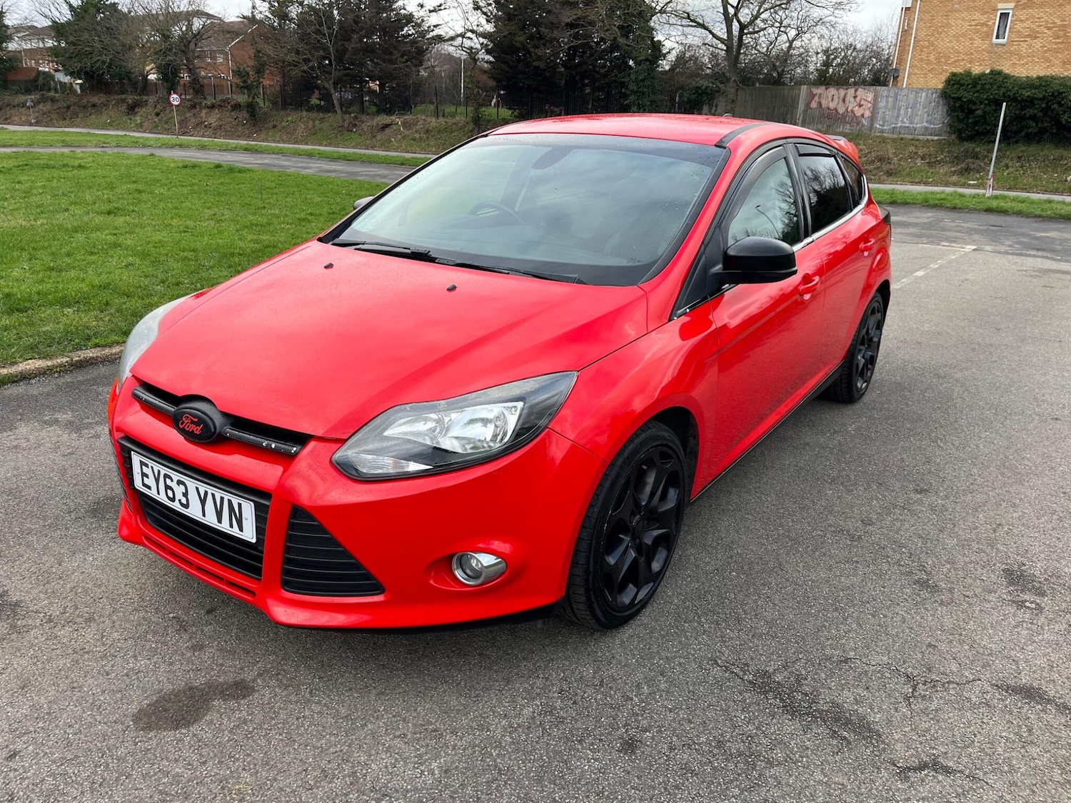 Used Ford Focus for sale - 77537334: Photo 3