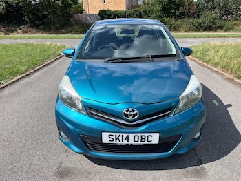 Used Toyota Yaris 2014 for sale - 75696169: Photo