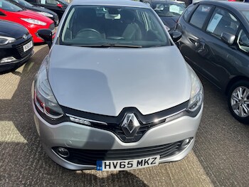 Used Renault Clio 2015 for sale - 77939800: Photo