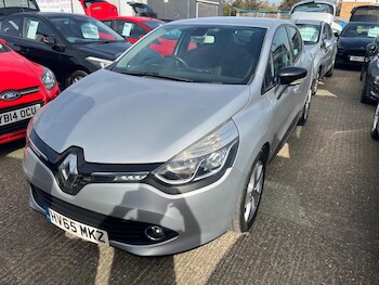 Used Renault Clio 2015 for sale - 77939800: Photo