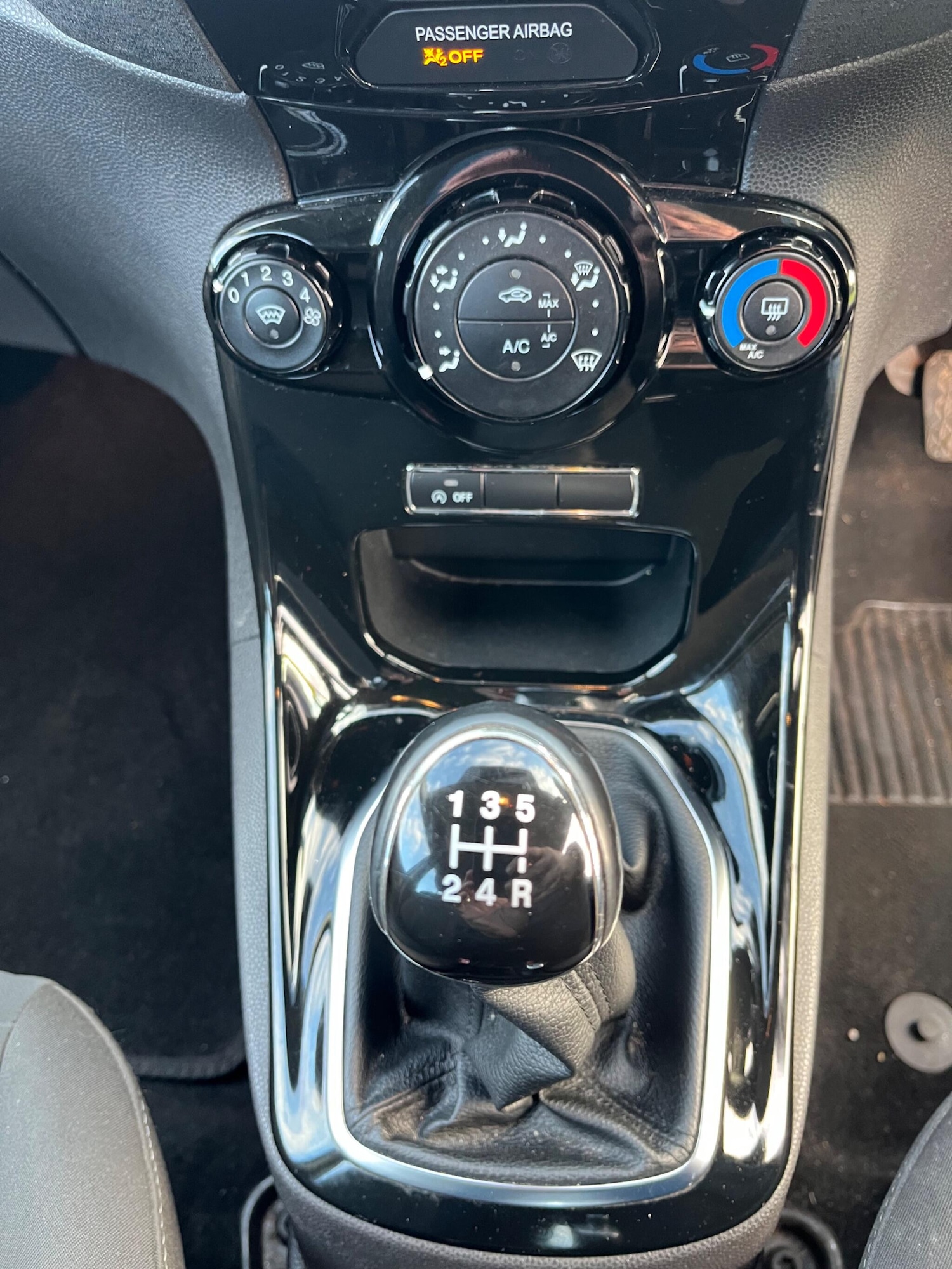 Used Ford Fiesta 2015 for sale - 77737518: Photo 15