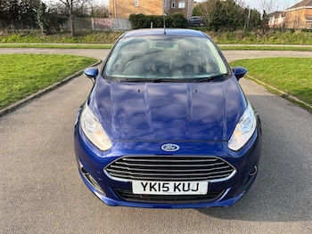 Used Ford Fiesta 2015 for sale - 77737518: Photo