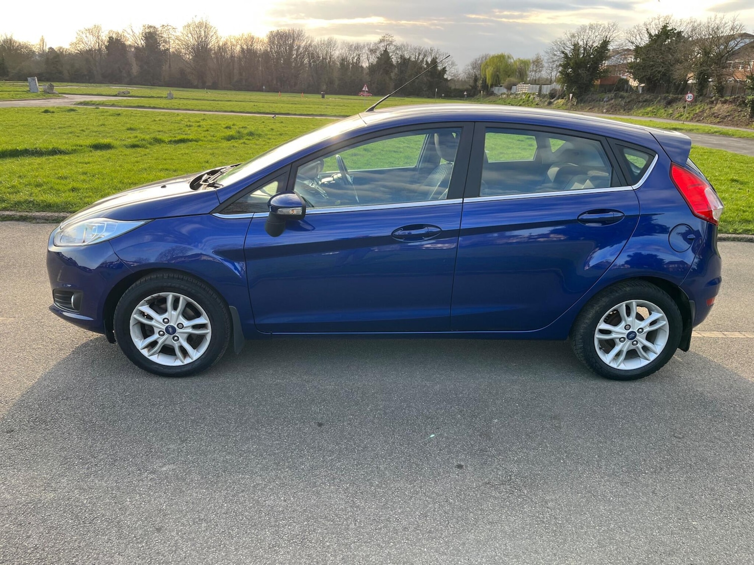 Used Ford Fiesta 2015 for sale - 77737518: Photo 8