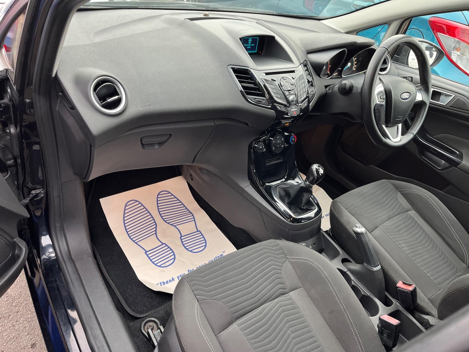 Used Ford Fiesta 2015 for sale - 76137630: Photo 11