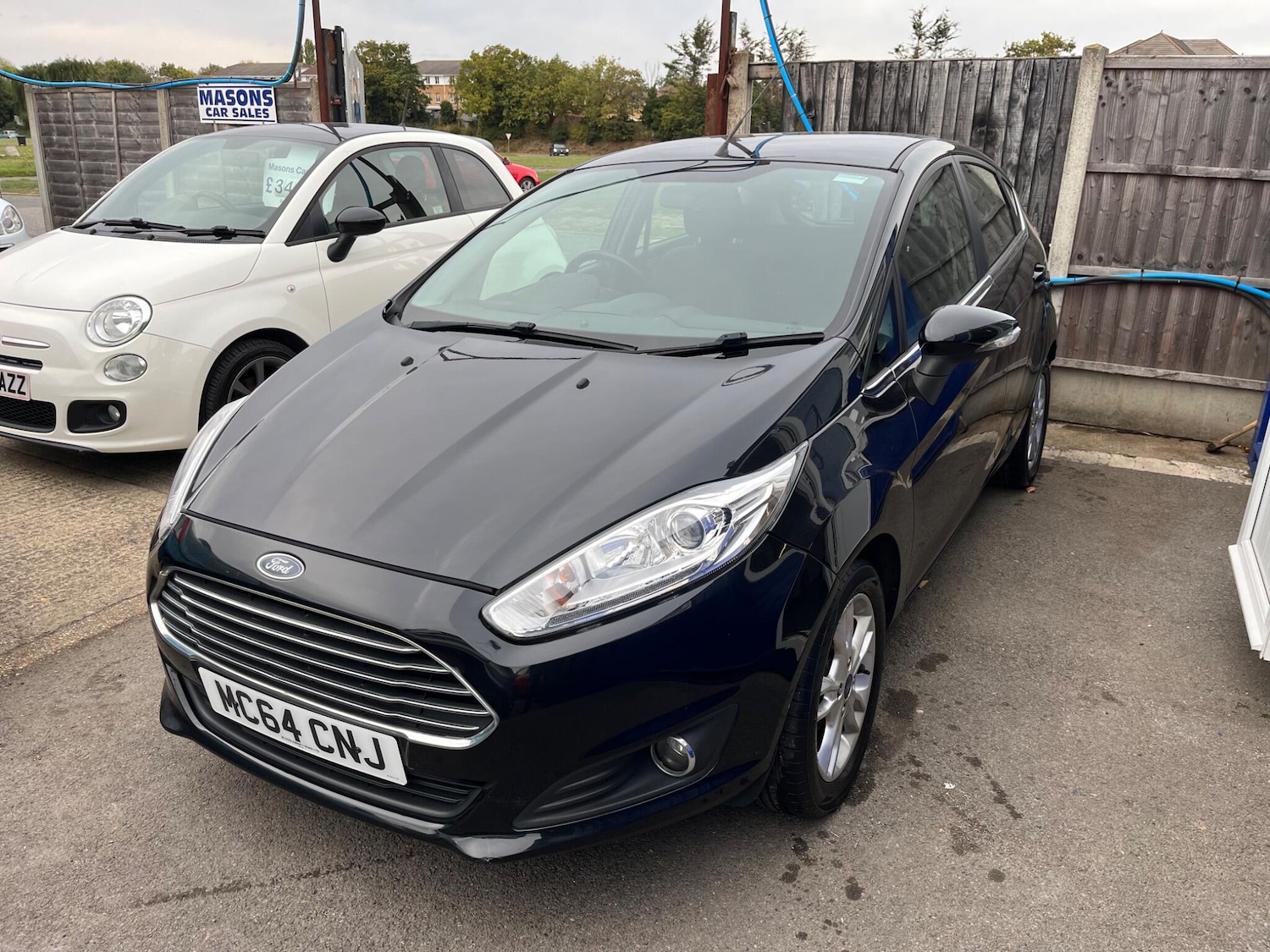Used Ford Fiesta 2015 for sale - 76137630: Photo 3