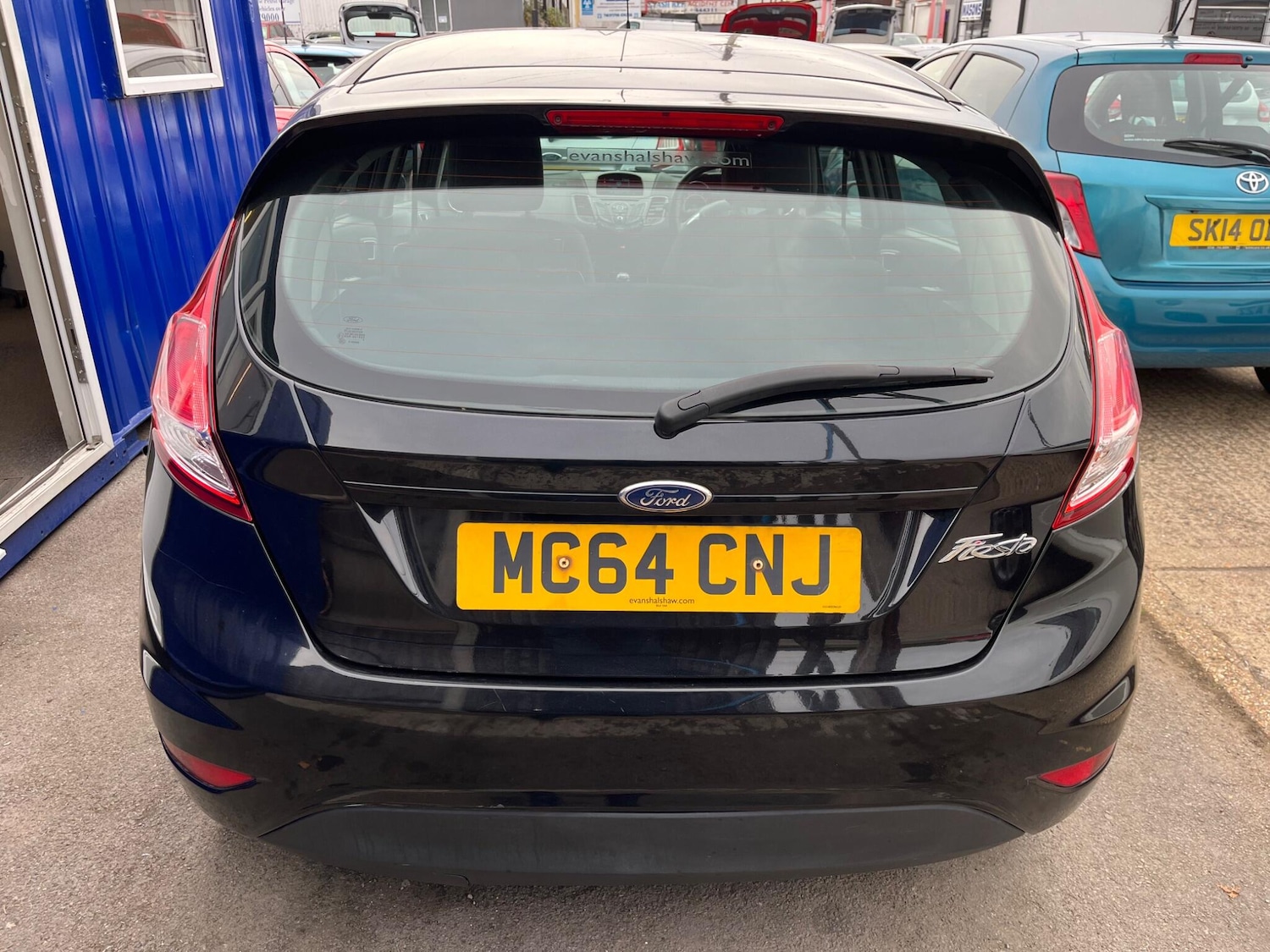Used Ford Fiesta 2015 for sale - 76137630: Photo 5