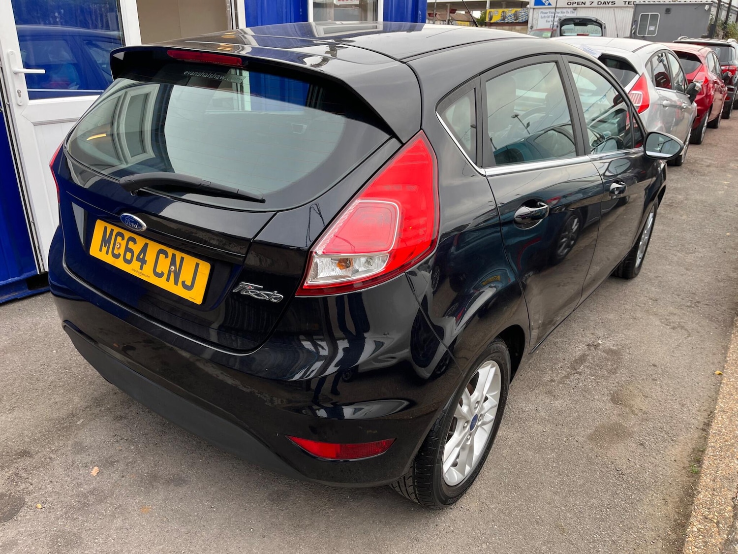 Used Ford Fiesta 2015 for sale - 76137630: Photo 6