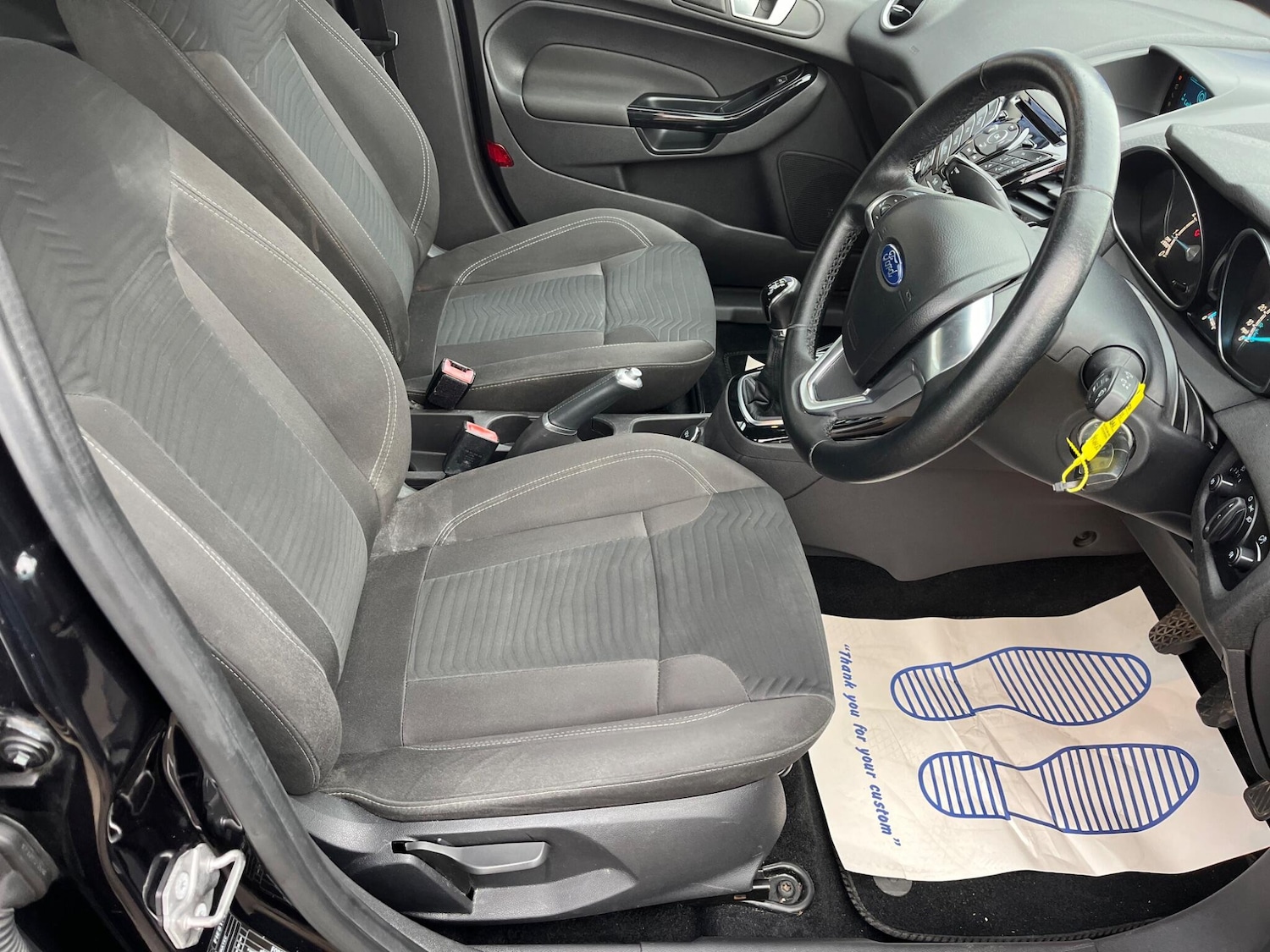 Used Ford Fiesta 2015 for sale - 76137630: Photo 9