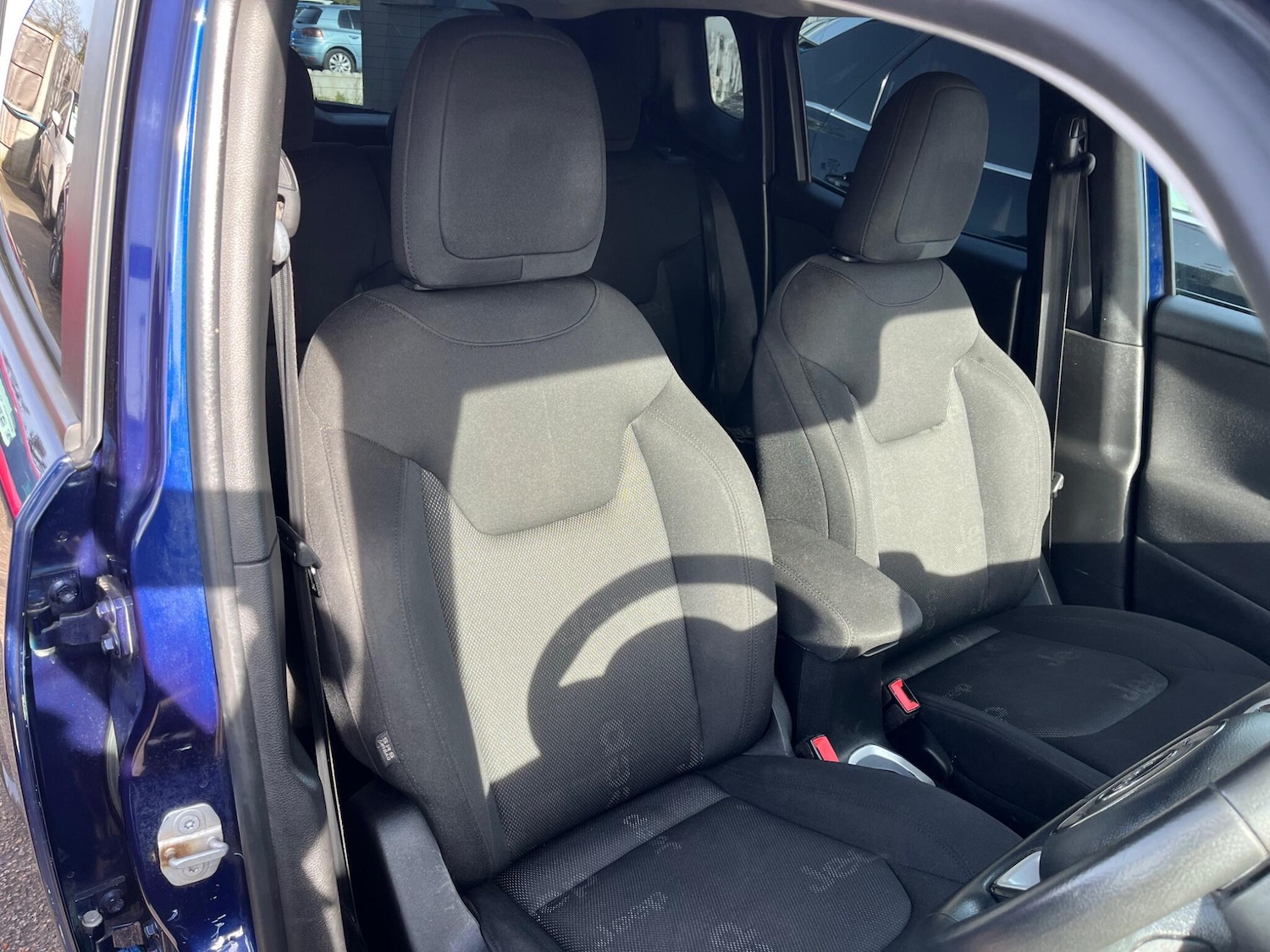 Used Jeep Renegade 2015 for sale - 77238026: Photo 11