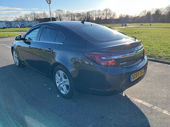 Used Vauxhall Insignia 2015 for sale - 77440634: Photo