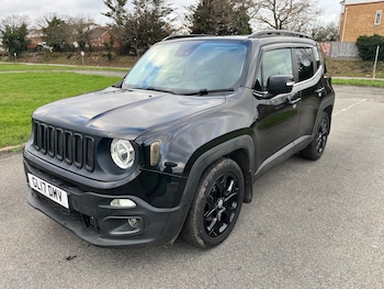Used Jeep Renegade 2017 for sale - 76912950: Photo