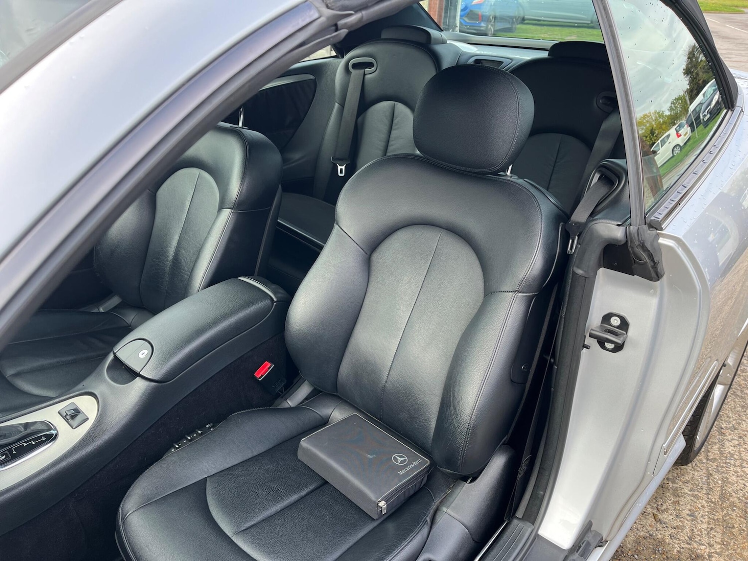 Used Mercedes-Benz CLK 2009 for sale - 76337295: Photo 16