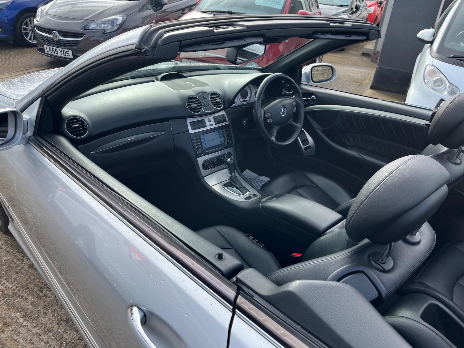 Used Mercedes-Benz CLK 2009 for sale - 76337295: Photo 5