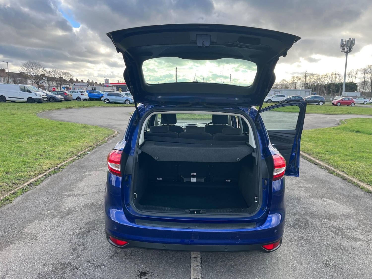 Used Ford C-Max 2016 for sale - 78072736: Photo 9