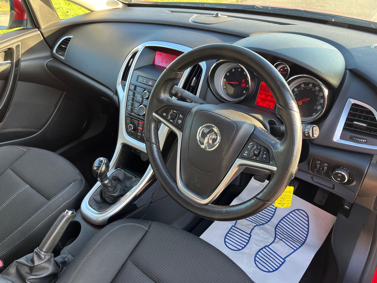 Used Vauxhall Astra 2015 for sale - 76714656: Photo 11