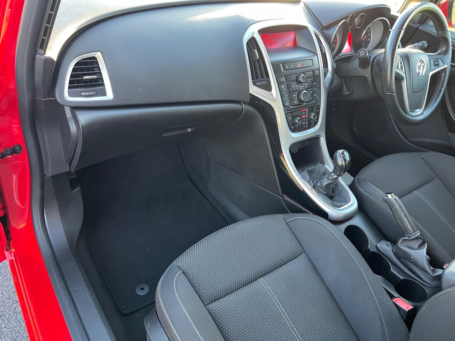 Used Vauxhall Astra 2015 for sale - 76714656: Photo 14