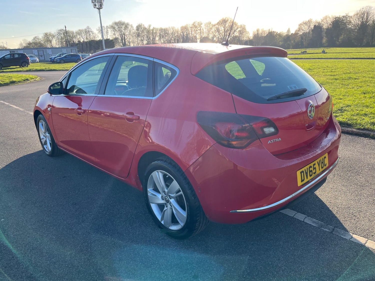 Used Vauxhall Astra 2015 for sale - 76714656: Photo 4