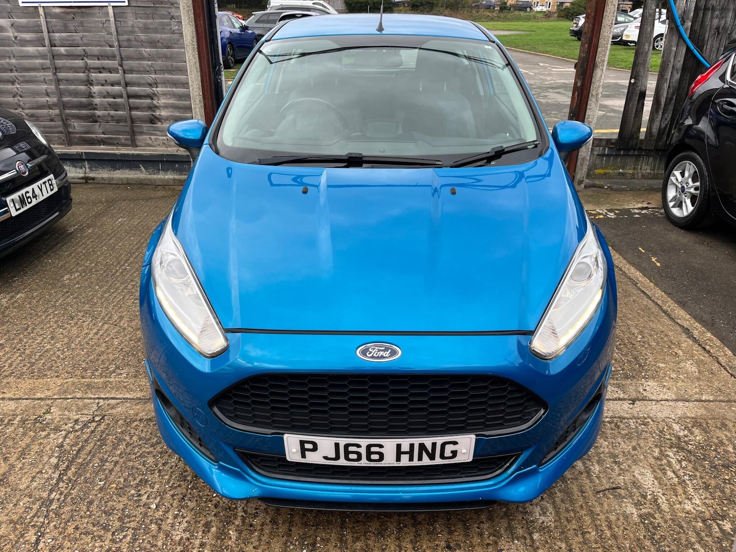 Used Ford Fiesta for sale - 76550747: Photo 2