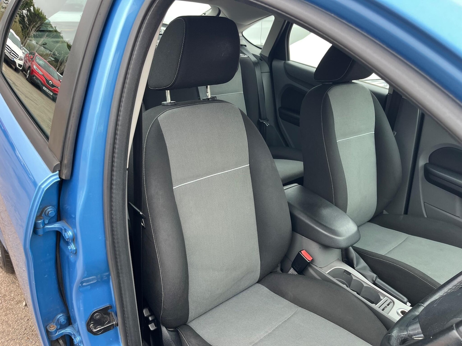 Used Ford Focus 2010 for sale - 78086288: Photo 10