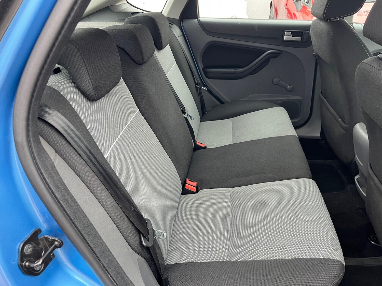 Used Ford Focus 2010 for sale - 78086288: Photo 14