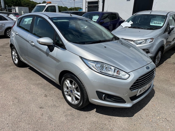 Used Ford Fiesta 2016 for sale - 74989398: Photo 1