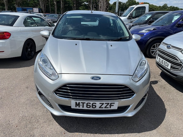 Used Ford Fiesta 2016 for sale - 74989398: Photo 2
