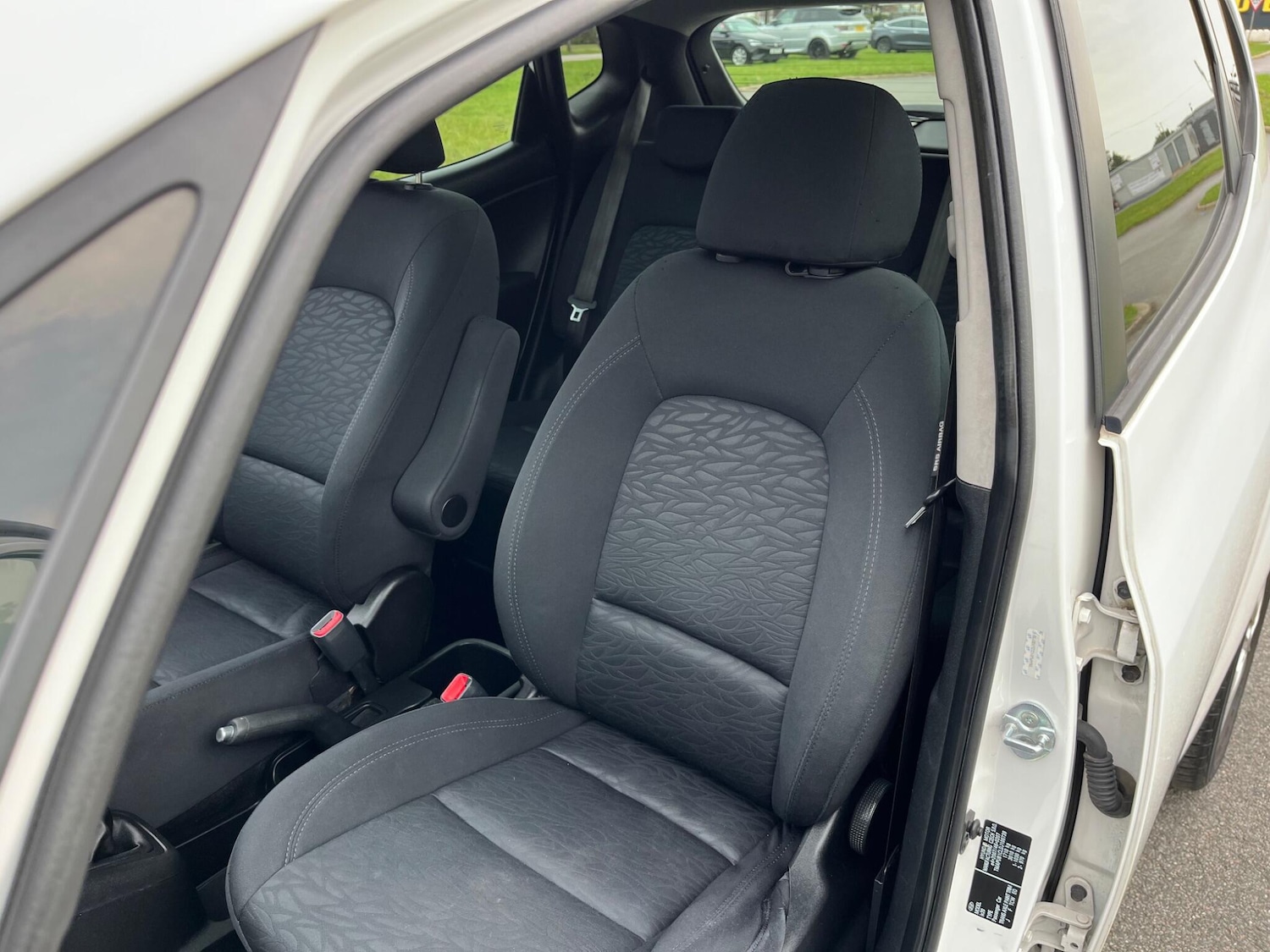 Used Hyundai Ix20 2013 for sale - 76701116: Photo 15