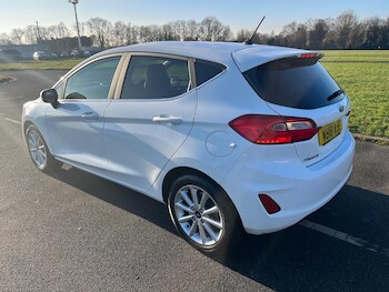 Used Ford Fiesta 2018 for sale - 76997126: Photo