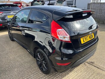 Used Ford Fiesta 2017 for sale - 77909256: Photo