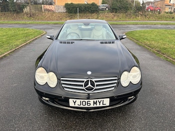 Used Mercedes-Benz SL 2006 for sale - 76360527: Photo