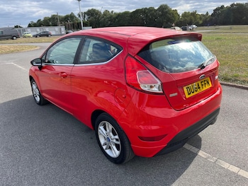 Used Ford Fiesta 2015 for sale - 75657272: Photo