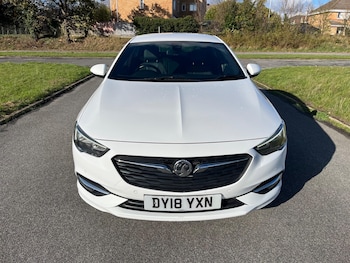 Used Vauxhall Insignia 2018 for sale - 76398031: Photo