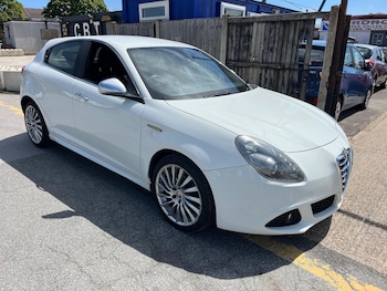 Used Alfa Romeo Giulietta 2011 for sale - 78793732: Photo