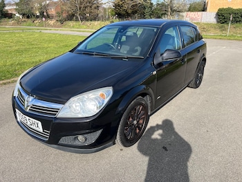 Used Vauxhall Astra 2009 for sale - 77977622: Photo