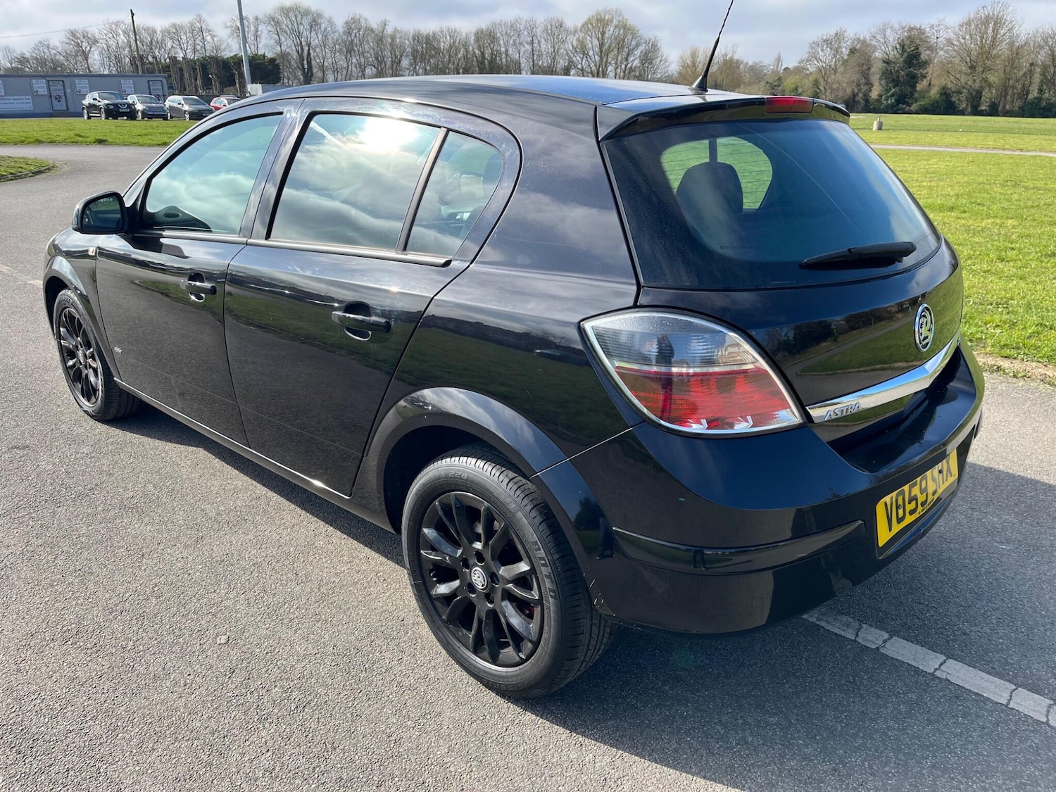 Used Vauxhall Astra for sale - 77977622: Photo 4