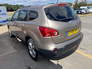 Used Nissan Qashqai+2 2009 for sale - 79336721: Photo