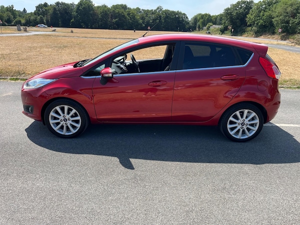 Used Ford Fiesta 2015 for sale - 76001162: Photo 8