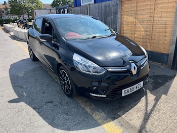 Used Renault Clio 2018 for sale - 79396114: Photo
