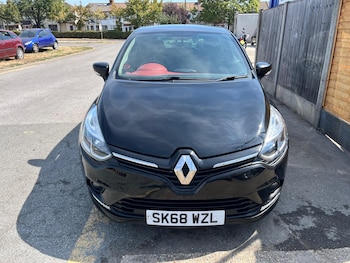 Used Renault Clio 2018 for sale - 79396114: Photo