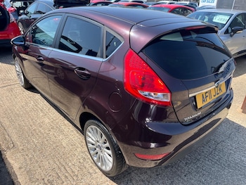 Used Ford Fiesta 2011 for sale - 78999617: Photo