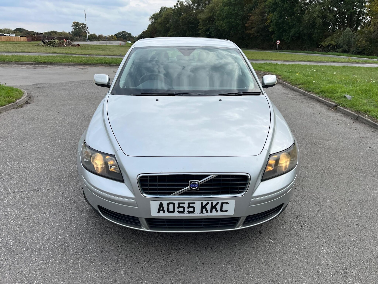 Used Volvo S40 2005 for sale - 76138669: Photo 2