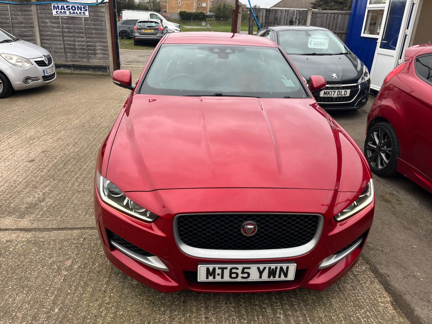 Used Jaguar XE for sale - 77854316: Photo 2