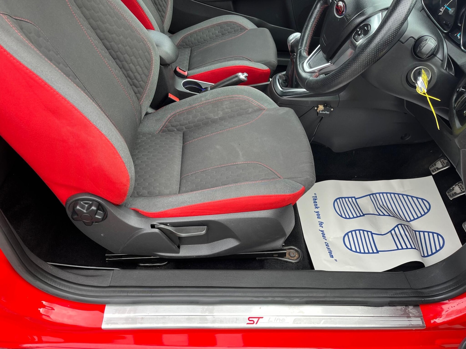 Used Ford Fiesta 2017 for sale - 76043043: Photo 11