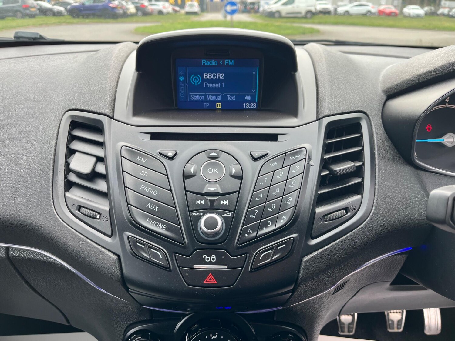 Used Ford Fiesta 2017 for sale - 76043043: Photo 19