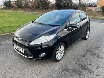 Used Ford Fiesta 2010 for sale - 77130947: Photo