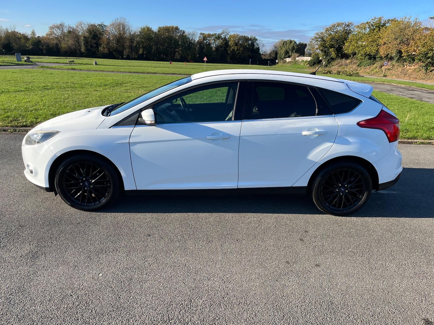 Used Ford Focus 2014 for sale - 76645124: Photo 8
