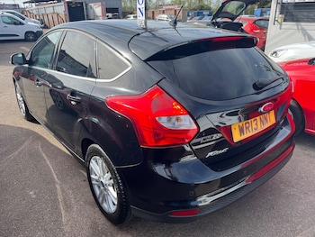 Used Ford Focus 2013 for sale - 78157112: Photo