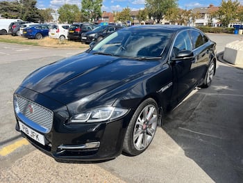 Used Jaguar XJ 2017 for sale - 79711480: Photo