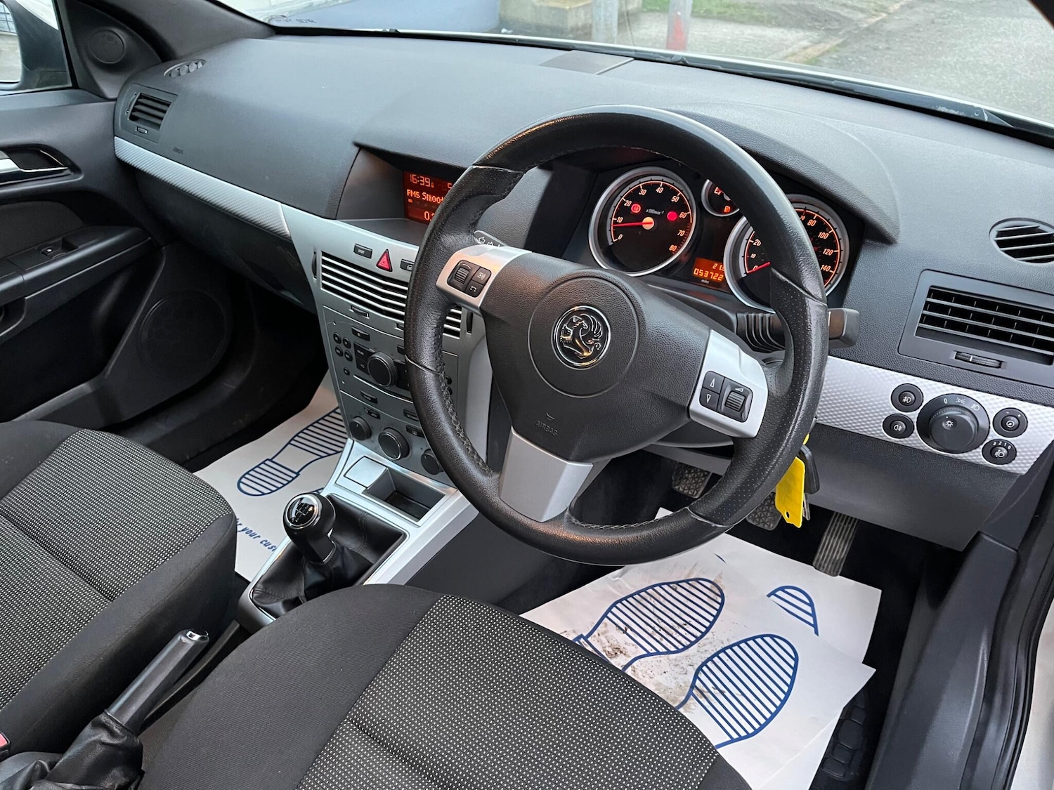 Used Vauxhall Astra for sale - 77613019: Photo 8