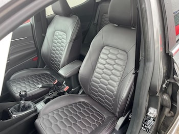 Used Ford Fiesta 2018 for sale - 78319400: Photo